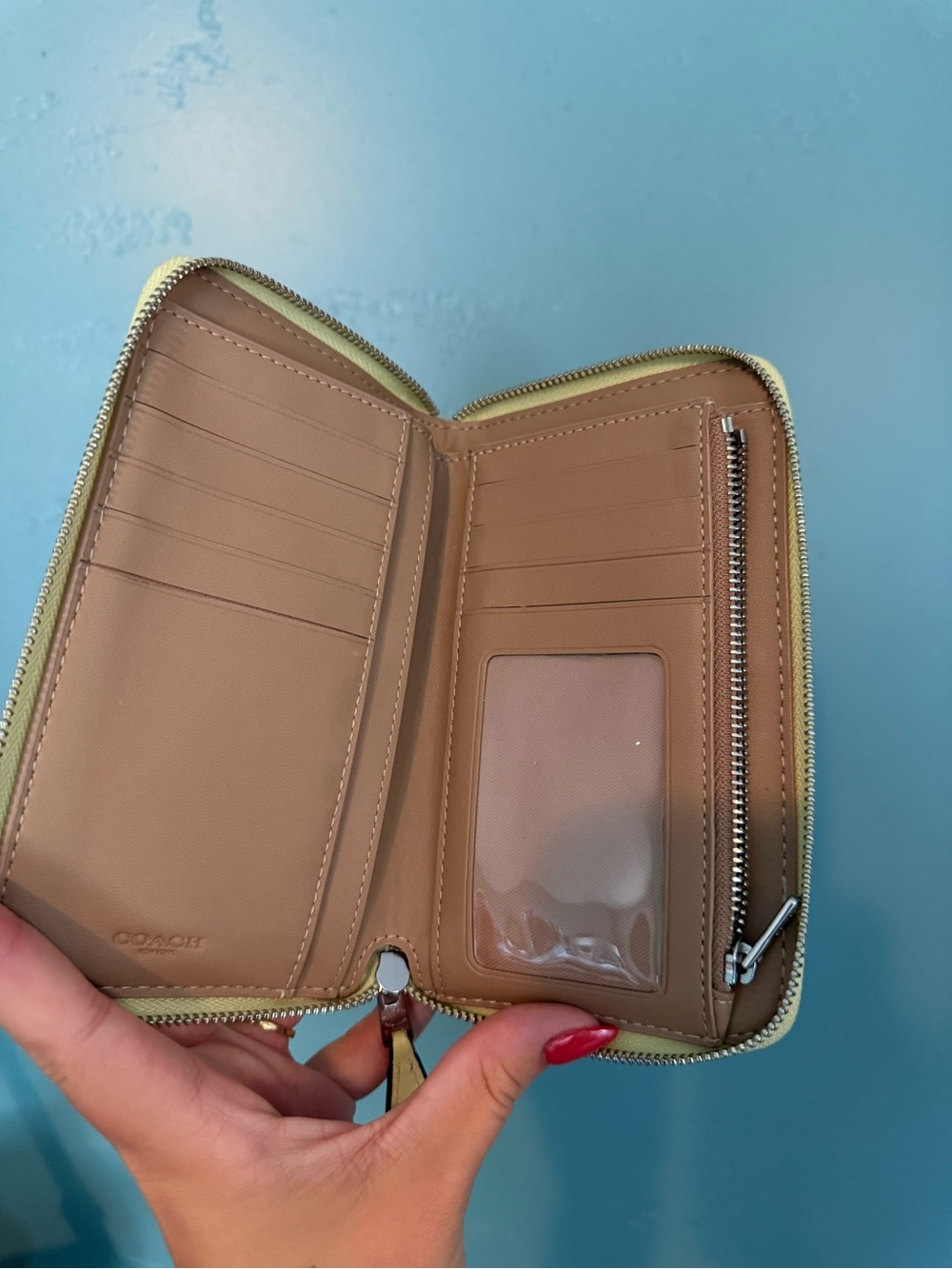 Coach green quilted wallet - Picture 2 of 5